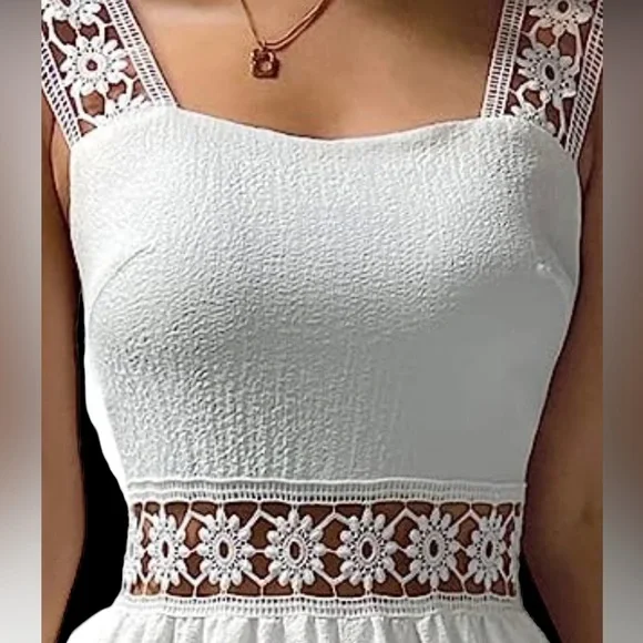 Women’s Guipures Lace Sleeve Insert Ruffle Hem Cami Long Summer/Spring Dress. - Picture 2 of 7